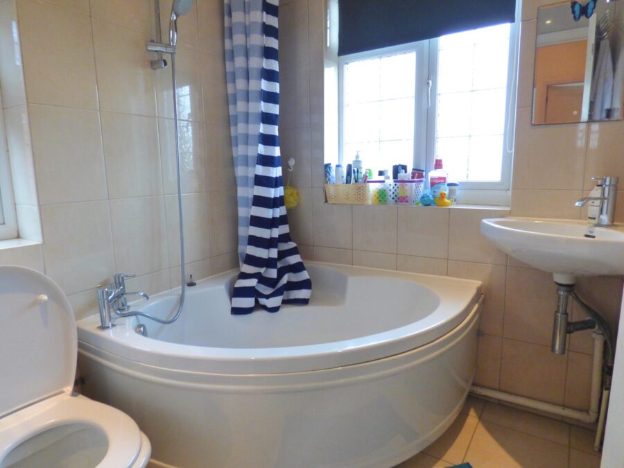 Carlyon Road, Wembley, HA0